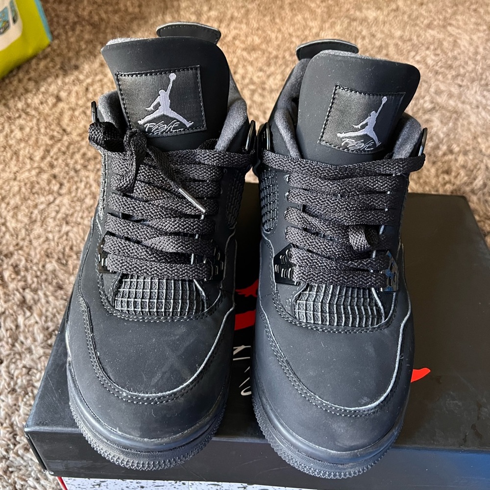 Jordan 4 retro (aka) black cat